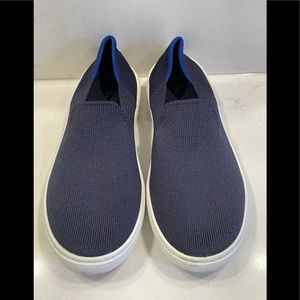 Kids Size 1 Navy Rothy’s Sneakers